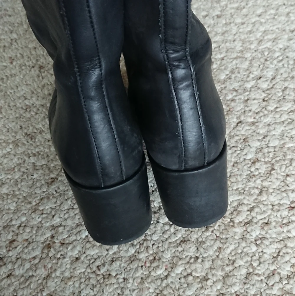 Free People black leather Nicola Bootie size 7